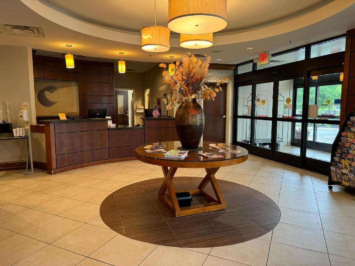 Comfort Inn & Suites Lexington Park Esterno foto