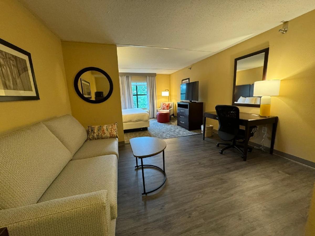 Comfort Inn & Suites Lexington Park Esterno foto