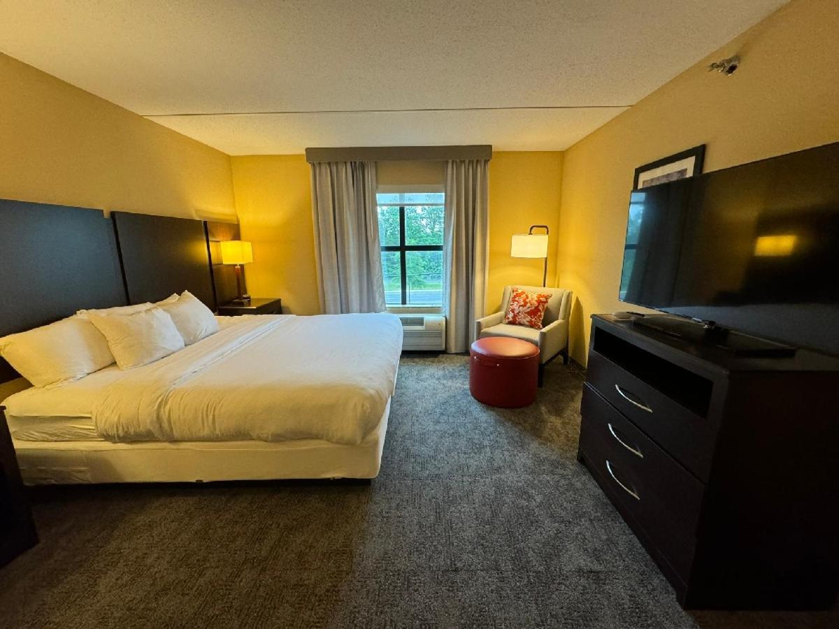 Comfort Inn & Suites Lexington Park Esterno foto